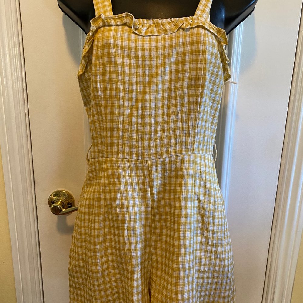 Fashion on Earth Brand Yellow Romper Size S